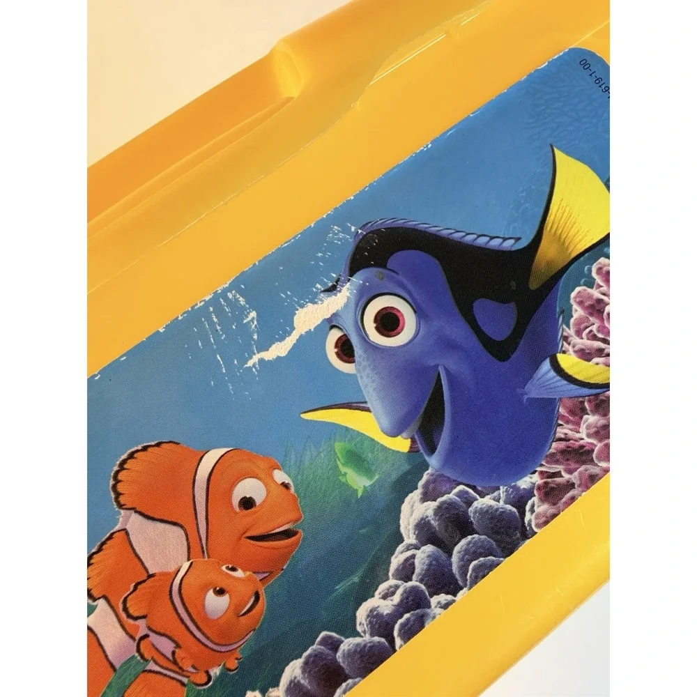 VTG Huggies Finding Nemo Reusable Wipes Container Empty Yellow RARE HTF